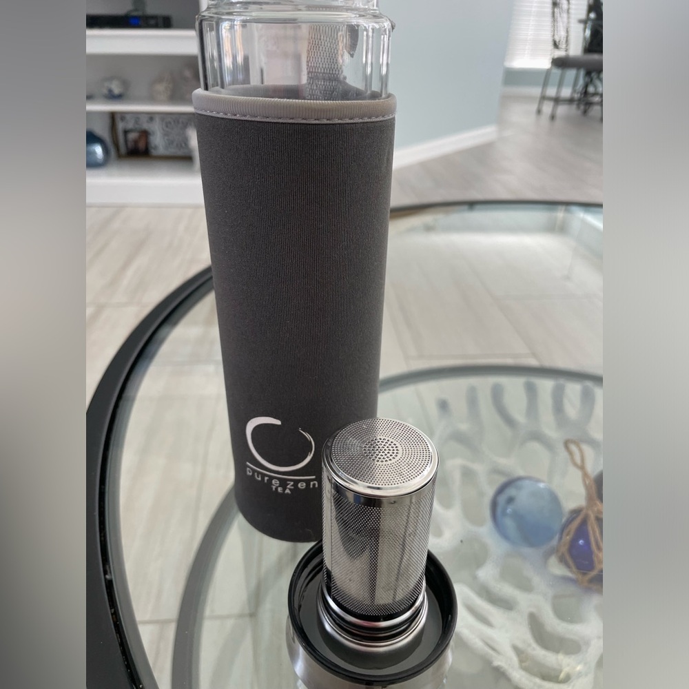 Zen tea tumbler with strainer for tea- insulated glass